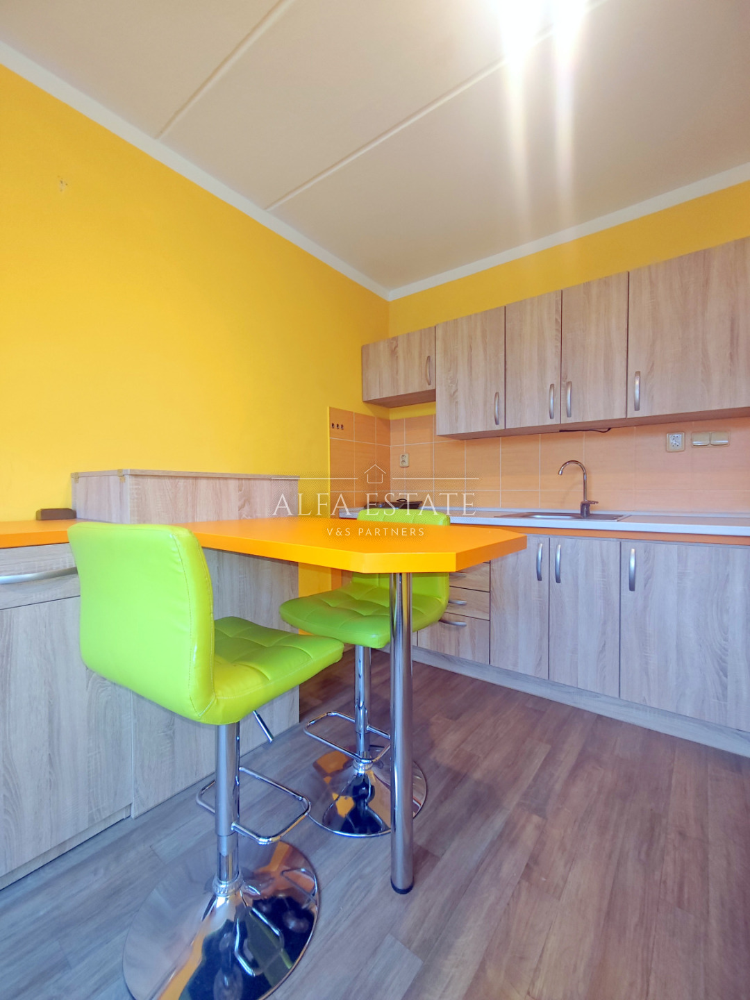 Pronájem bytu 1+1, 37m2, Rolavská, Nejdek