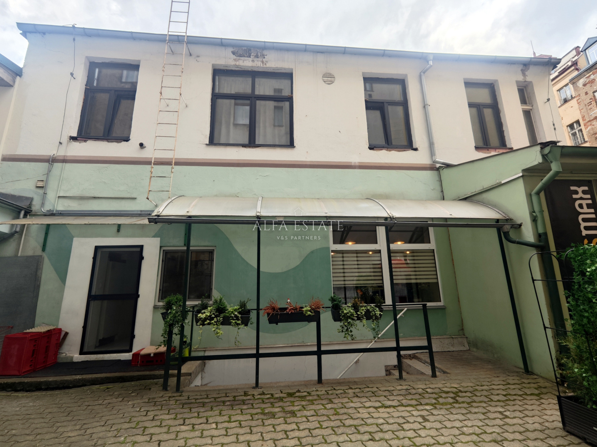 Komerční prostor v centru Karlových Var, ul. Jaltská