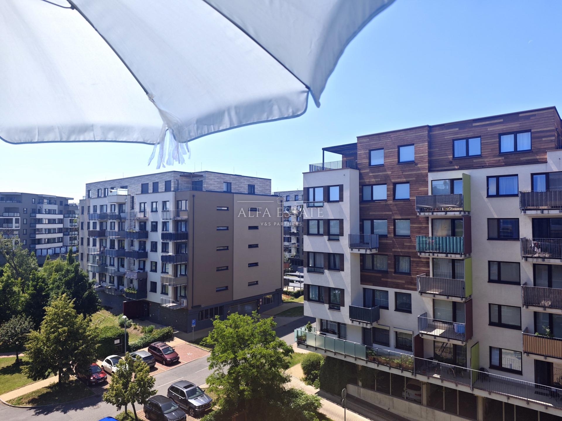 2kk, 52m2, ul Zakšínksá, Praha 9