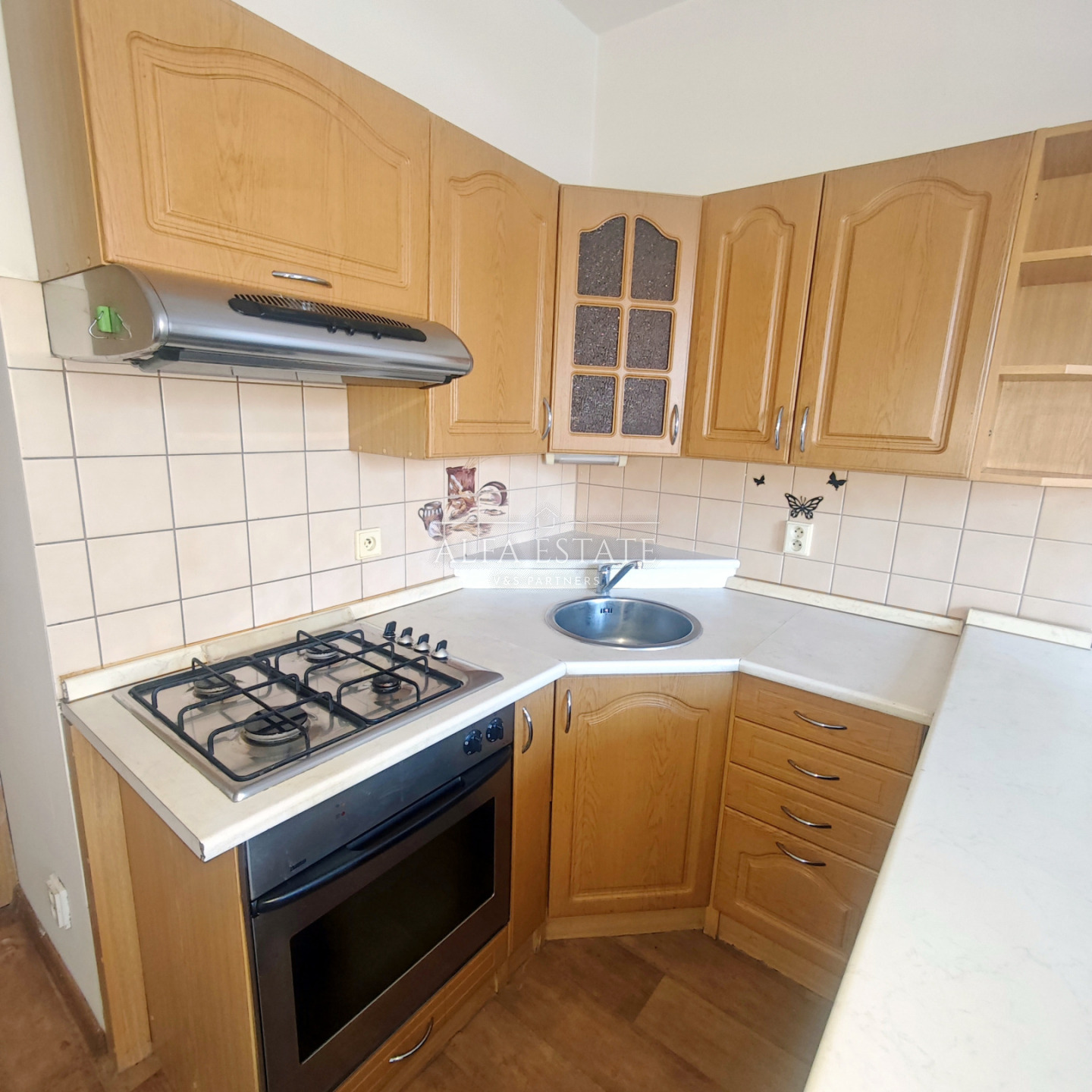 Pronájem 2+1 s lodžií, 51 m2, ul. Krymská, Karlovy Vary 