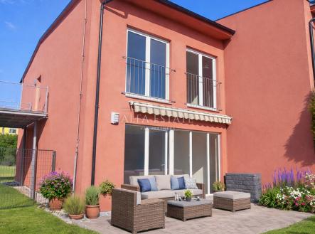 Pronájem - dům/vila, 150 m²