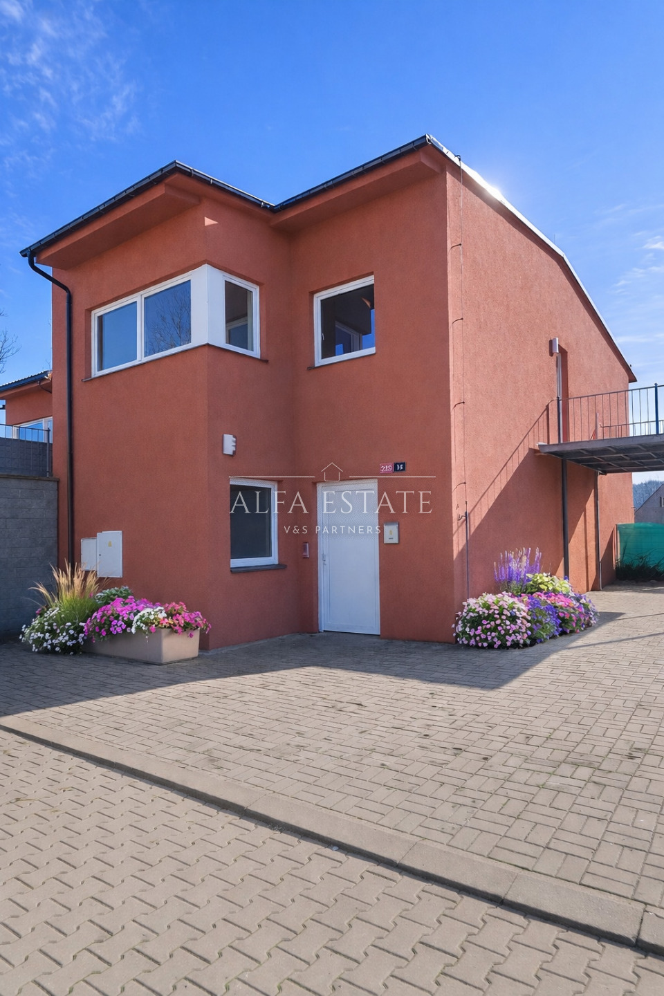 Pronájem řadového domu, ul.Řadová, Tašovice