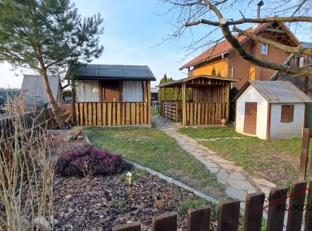 Prodej - pozemek, zahrada, 235 m²