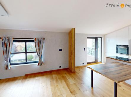 Prodej-dvougeneracniho-domu-s-garazi-Living-Room 3.jpg | Prodej - dům/vila, 162 m²