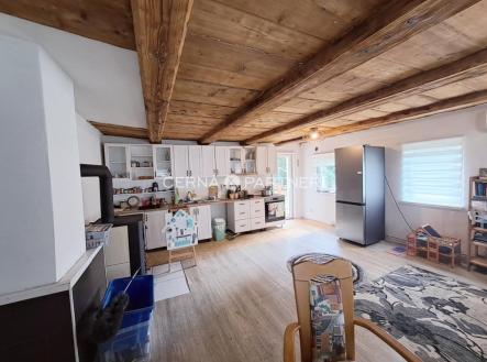 7402adf2-59c7-4871-b78c-8121a2e3ef28.jpg | Prodej - dům/vila, 151 m²