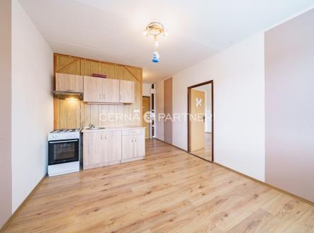 r3-00010-hdr.jpg | Prodej bytu, 1+1, 38 m²