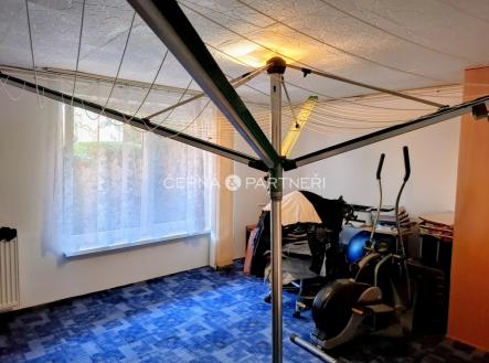 Místnost v přízemí | Prodej - dům/vila, 76 m²