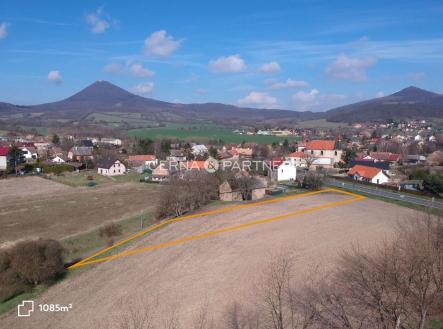Prodej - pozemek pro bydlení, 1 085 m² obrázek