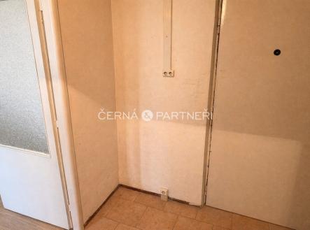 2f5c1879-67b9-4b02-bb4e-c3ca689ca113.jpeg | Prodej bytu, 1+1, 31 m²