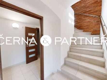 Malířský Koutek - schodiště.jpg | Prodej - dům/vila, 142 m²