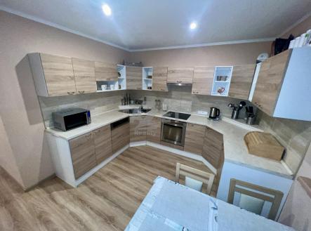 IMG_7853.jpg | Prodej - dům/vila, 210 m²