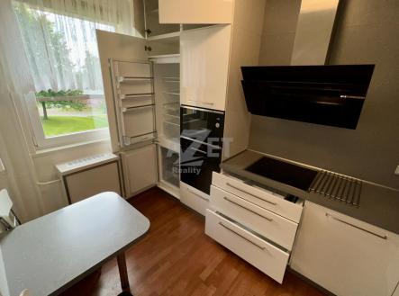 Vestavěná lednice.jpeg | Pronájem bytu, 2+1, 44 m²