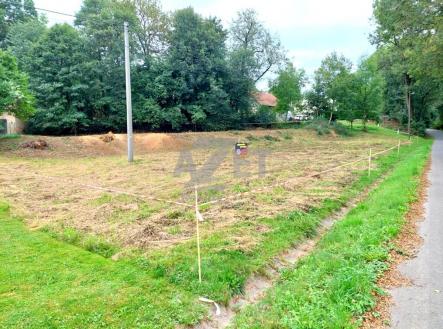 c506889f-391c-4ef3-93f0-8c8eae0e13c2.jpg | Prodej - pozemek pro bydlení, 1 758 m²