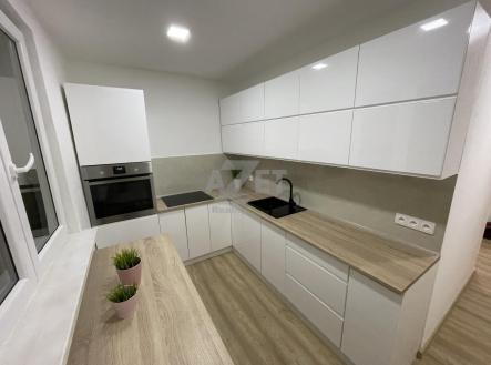 IMG_0029.JPG | Prodej bytu, 2+1, 55 m²