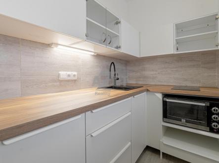 _DSC7288-HDR.jpg | Prodej bytu, 1+1, 33 m²