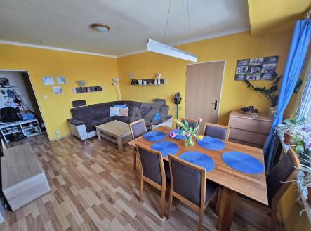 ob.jpg | Prodej bytu, 3+1, 640 m²