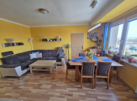 ob2.jpg | Prodej bytu, 3+1, 640 m²