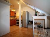 Pronájem bytu, 2+kk, 68 m²