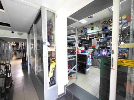 20250820_141719.jpg | Pronájem - komerční objekt, jiný, 55 m²