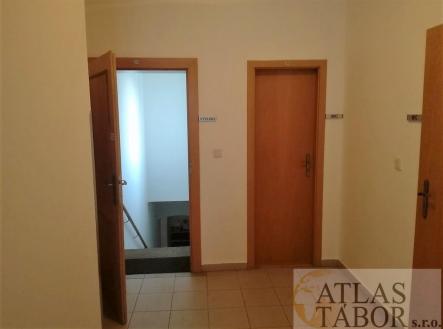 IMG_20180206_155315.jpg | Pronájem - kanceláře, 21 m²