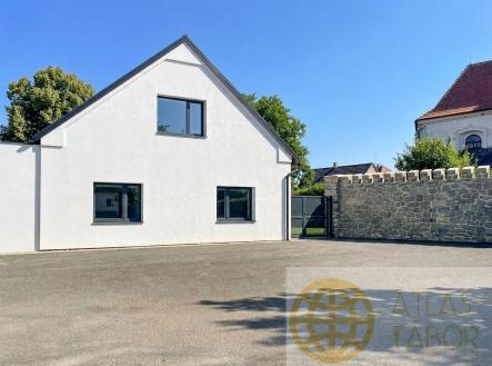 visualization-cmnyfg8ng0003l204fjyh0ngl-1776160221570 (1).jpg | Prodej - dům/vila, 220 m²