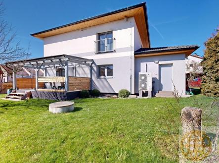 RD-Oparany--04142026_180132.jpg | Prodej - dům/vila, 169 m²