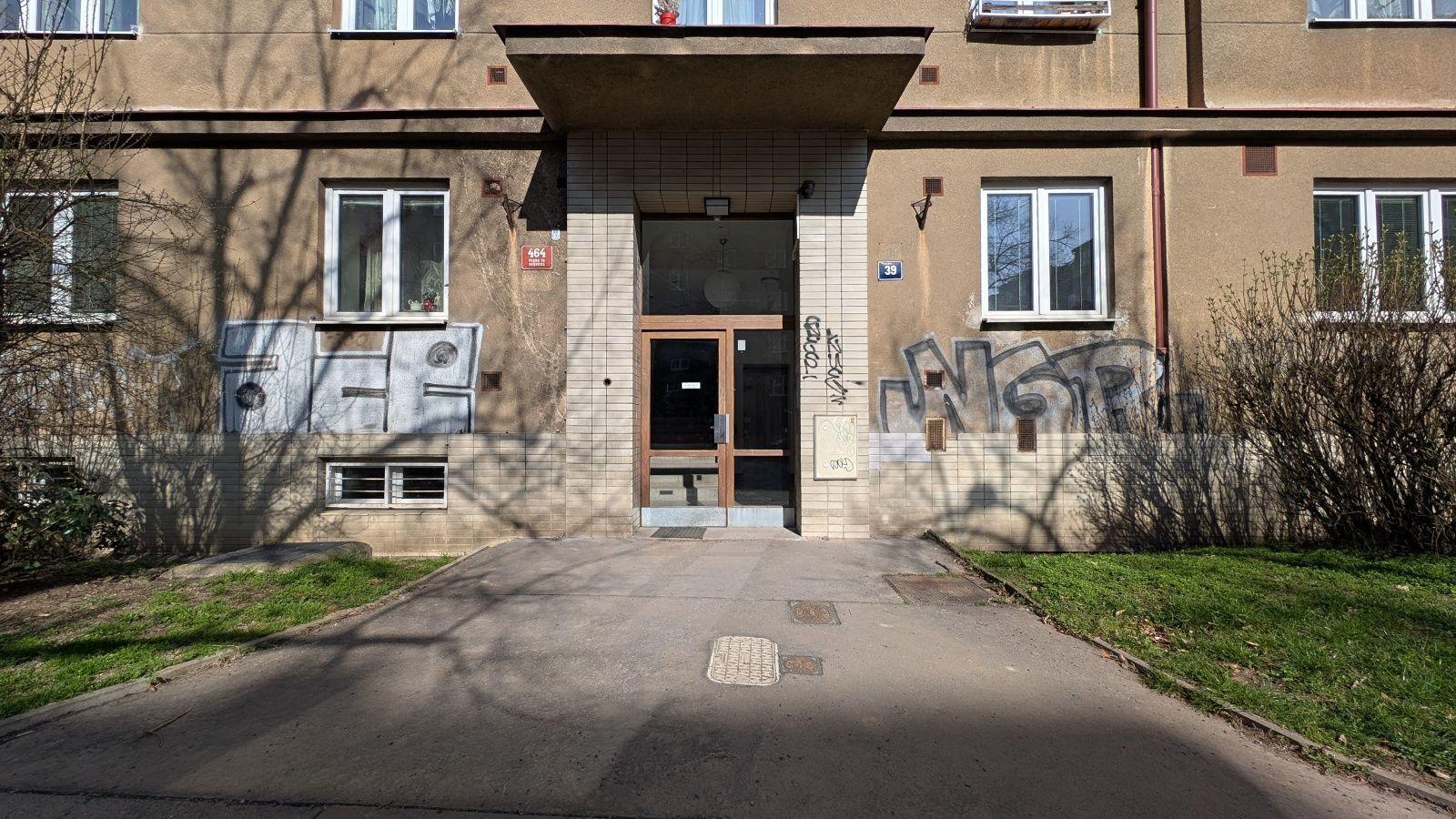 Prodej BJ č. 464/18 - 2+1, ul. 28. Pluku, 56,8m²