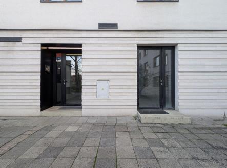 Prodej - obchodní prostor