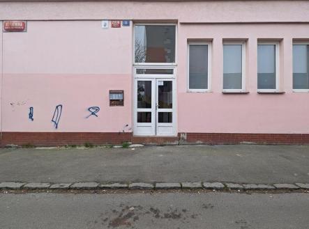 Pronájem bytu, 3+1, 75 m²