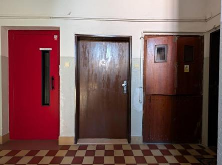 Pronájem bytu, 2+1, 80 m²