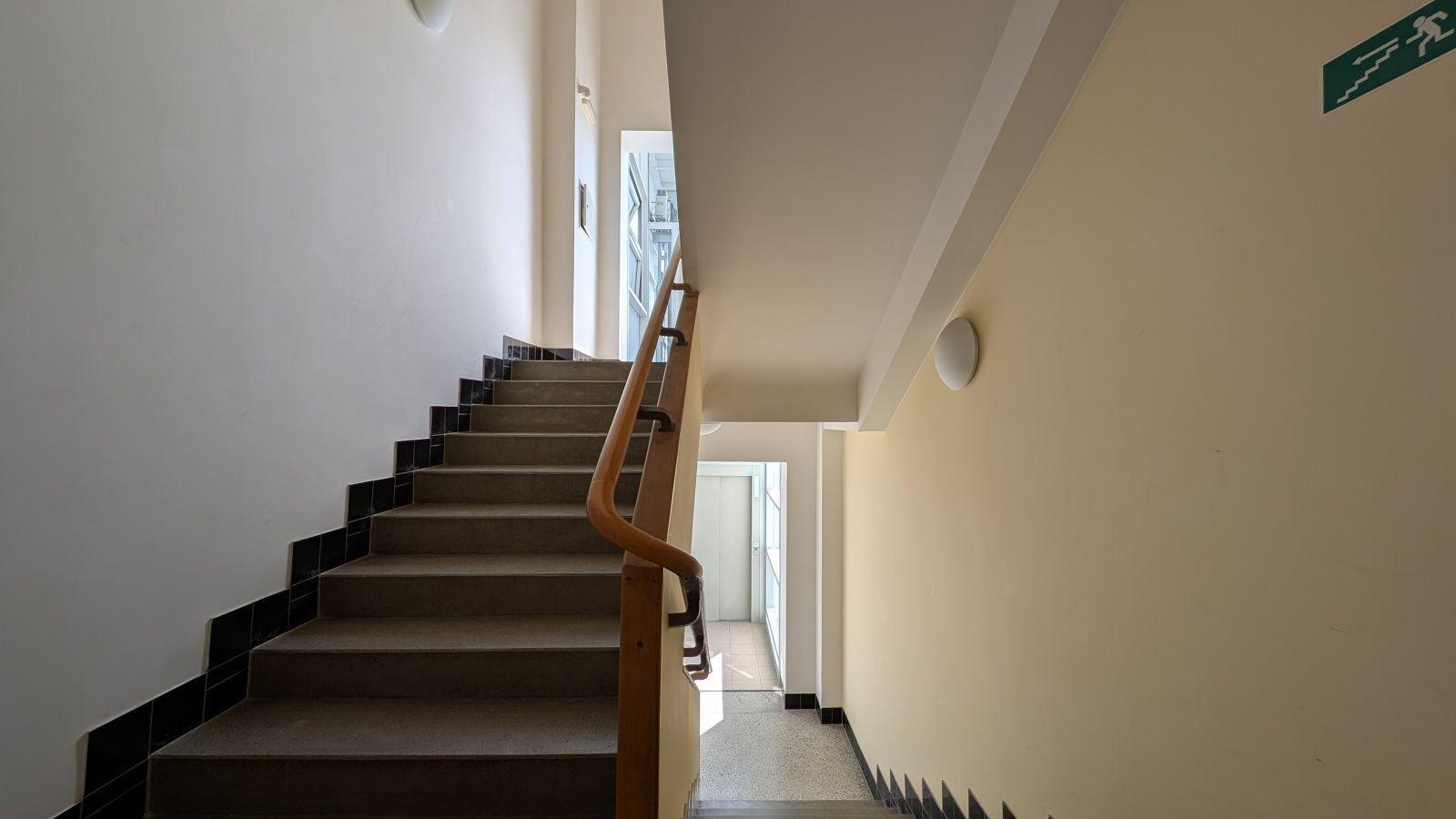Nájem BJ č. 1414/805 -1+0, ul. Nad Kajetánkou, 30,83 m²