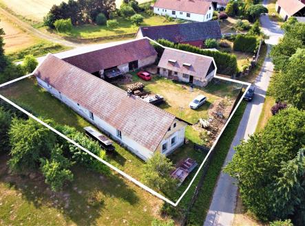 . | Prodej - zemědělský objekt, 1 654 m²