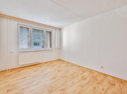 . | Pronájem bytu, 1+kk, 29 m²