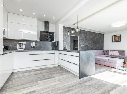 Prodej bytu, 3+1, 96 m²