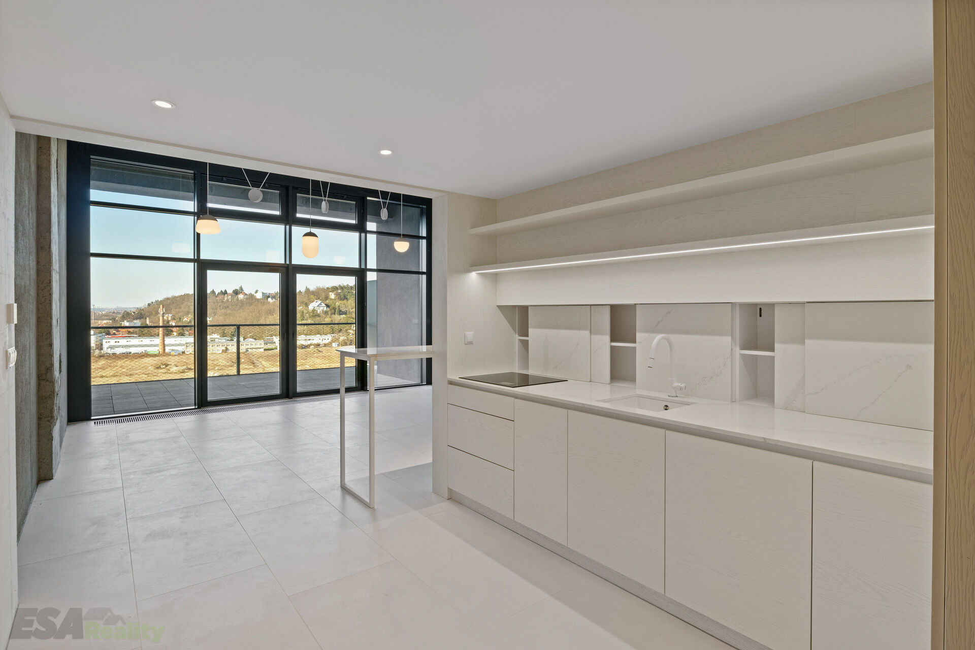 Prodej loftového bytu 1+kk, 47,7 m², terasa 20 m², Praha 4 – Modřany