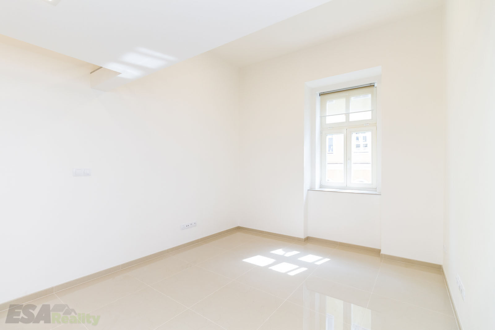 Pronájem bytu 1+kk, 26m2, ulice Milíčova, Praha 3 - Žižkov