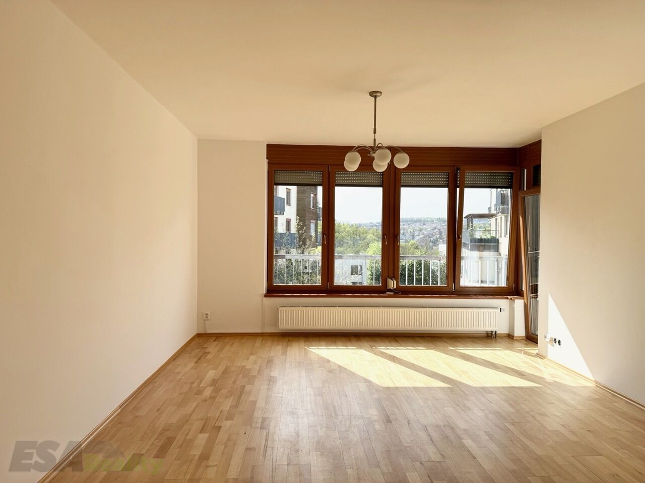 Pronájem bytu 2+kk, 54,2m2, terasa 4,5m2, ul.Na Císařce, Praha 5