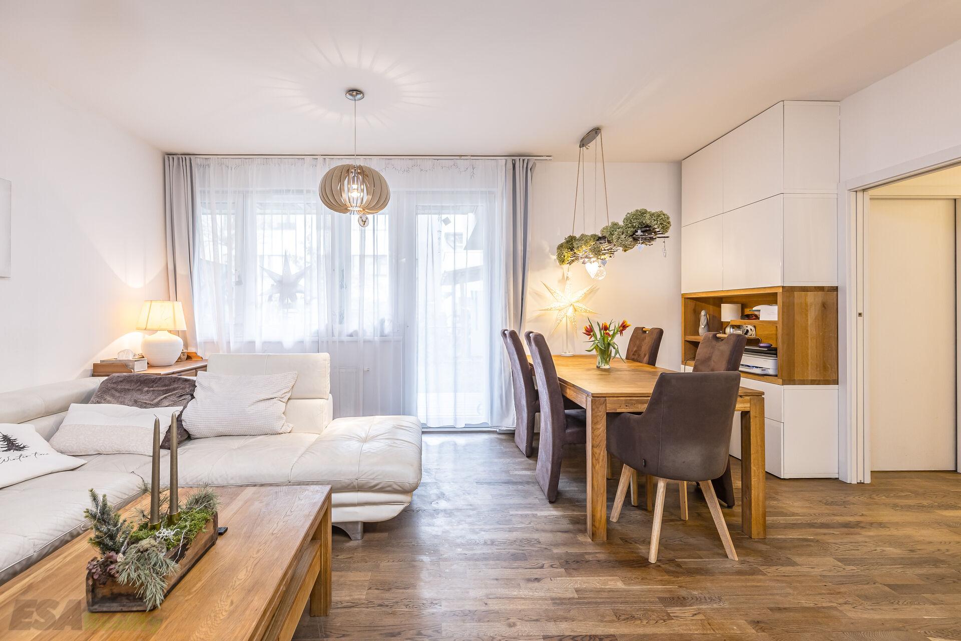 Prodej bytu 3+kk, 84,8 m² s terasou 7,9 m² a předzahrádkou 23 m², gar. stání, Praha 3