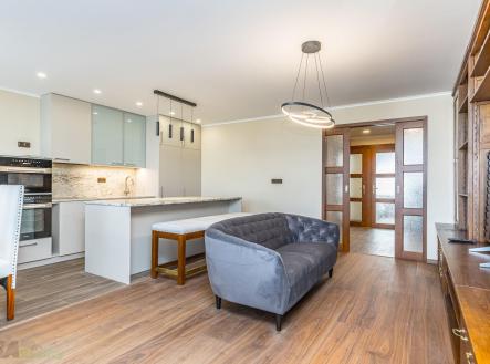 Pronájem bytu, 3+kk, 70 m²