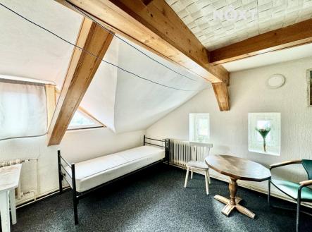 Prodej - komerční objekt, jiný, 271 m²