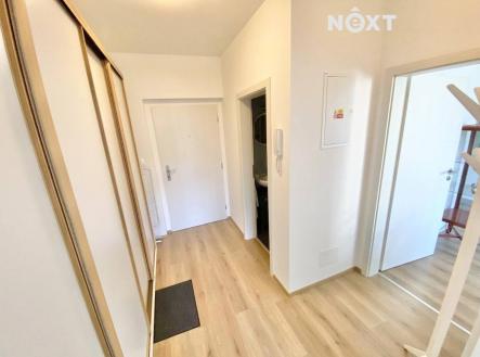 Pronájem bytu, 2+kk, 40 m²