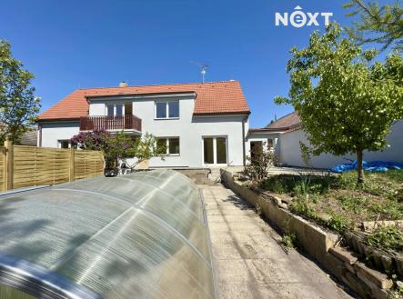 Prodej - dům/vila, 200 m²