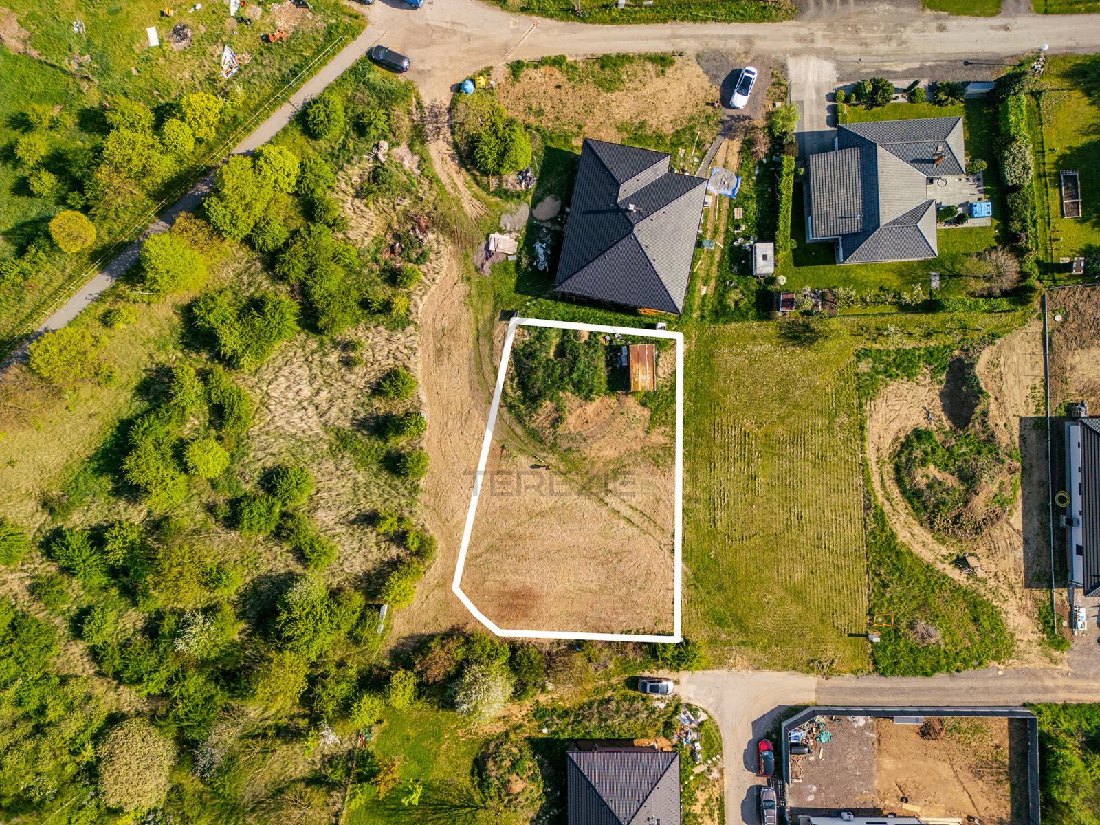 Prodej pozemku, 820 m2, Žebrák, okr. Beroun
