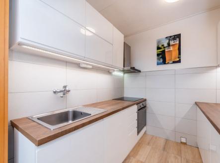 Kuchyň | Pronájem bytu, 2+kk, 43 m²