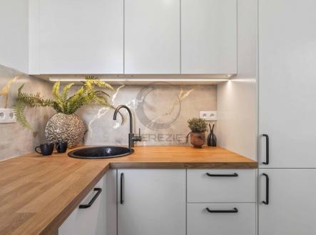 Na prodej 1+kk, Holešovice - ul. Tovární | Prodej bytu, 1+kk, 34 m²