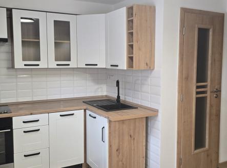 Fotka 12 | Pronájem bytu, 1+1, 40 m²
