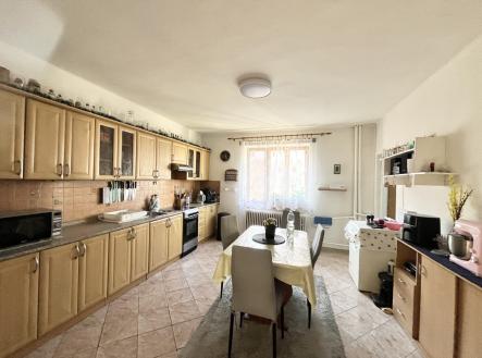 Fotka 11 | Prodej - dům/vila, 206 m²