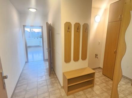 Fotka 3 | Pronájem bytu, 1+kk, 42 m²