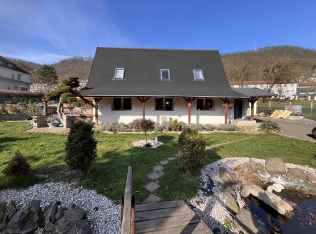 Fotka 1 | Prodej - dům/vila, 257 m²