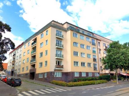 Bez popisku | Pronájem bytu, 2+1, 77 m²